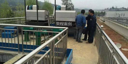 鋼制閘門(mén) 鋼制閘門(mén)